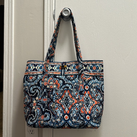 Retired Vera Bradley Marrakesh Tote - Picture 2 of 6